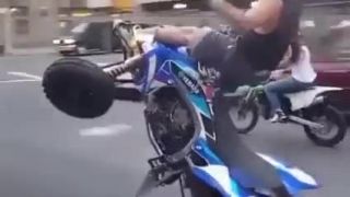 Blázon na štvorkolke 2