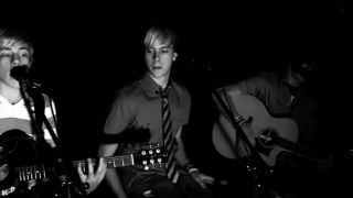 R5 - Say You'll Stay (Acoustic Version)