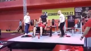 Tlak 160 kg