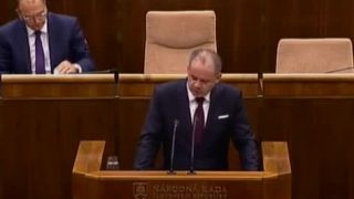 Prezident A. Kiska mimoriadne vystúpil kvôli migrantom