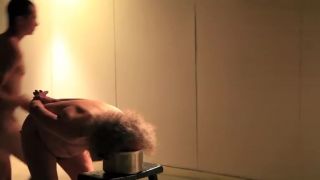 Pán profesor Kohout perforuje