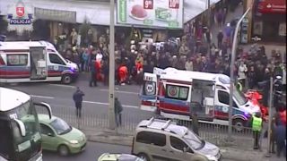 Opilec zrazil na prechode niekoľko ľudí.
