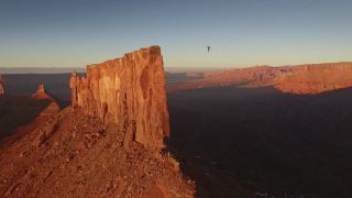 500 metrov chôdze po slackline (USA)