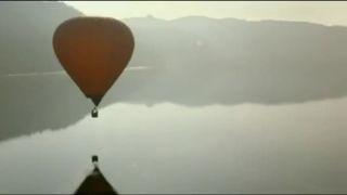 Chyby vo filme 8