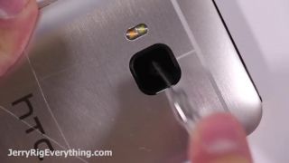 Test ohybnosti - HTC One M9