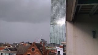 Spievajúci mrakodrap Beetham Tower (Manchester)