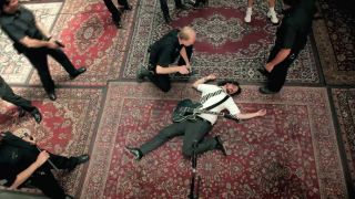 Foo Fighters - Walk