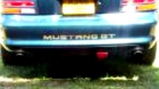 Mustang zvuk muscle car