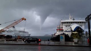 Vodná smršť nad Jadranom (Split)