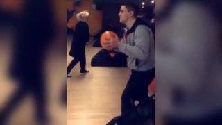 Najlepší bowlingový hráč široko-ďaleko