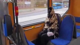 Exmuslimka Mona Walter je krásná černá žena pocházející 
