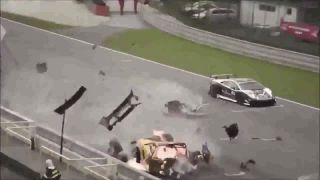 Havária na lamborghini