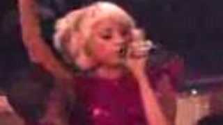Lady GaGa - Love Game (Live)...