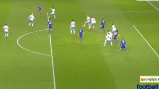 Vystrihaný gol v podaní Shinji Okazaki