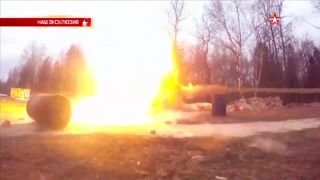 RPG-28 vs. 1 meter hrubý železobetón