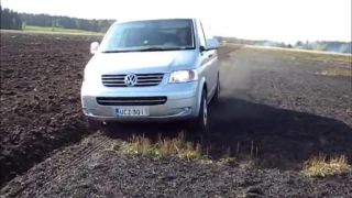 Načo traktor, keď mám VW Transporter?