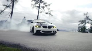 BMW driftovačka v rakúskych Alpách