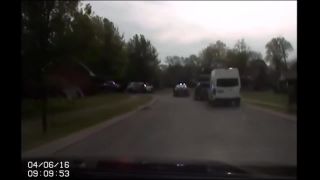 Sekera vs policajná zbraň (USA)