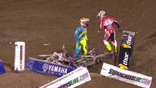 Do koho ty narážaš? (Supercross)