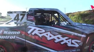 Dude Perfect Vám predvedú TRAXXAS