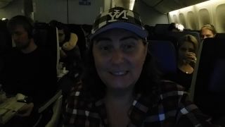 Jaroslava Brokešová mà v letadle dobrou vychytávku ☺