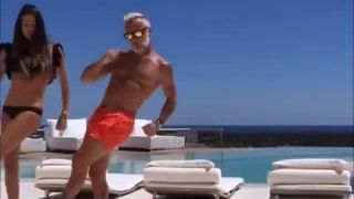 Gianluca Vacchi je už trápny!!!