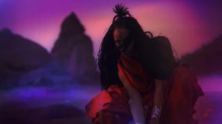 Rihanna - Sledgehammer (From The Motion Picture "Star Trek Beyon
