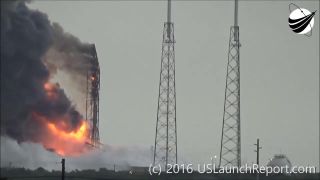 Explózia americkej rakety Falcon 9