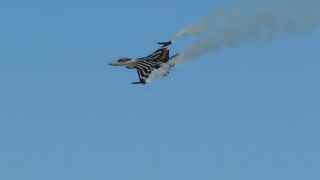 F-16 Fighting Falcon na SIAF 2016