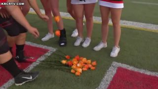 Futbalový tím prekvapil roztlieskavačku trpiacu leukémiou.