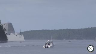 USS Zumwalt opúšťa prístav