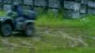 Suzuki KINGQUAD 700 2