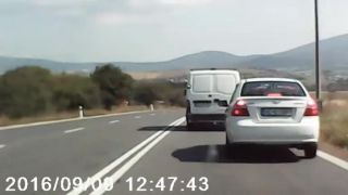 Imbecil za volantom