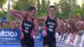 Podržal ho vlastný brat (MS v triatlone)