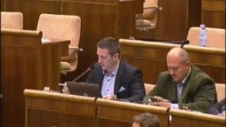 Marian Kotleba​ a Milan Uhrík​ reagujú na Jurínovú