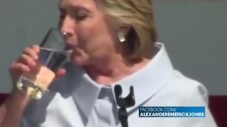 Je Hilary reptilian ?
