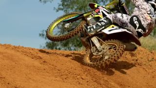 Motocross spomalene (pod lupou)