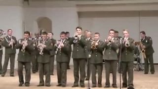 East meets West - ruský armádny orchester a Soul Bossa Nova