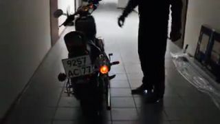 Svetielkujúca motorkárska bunda