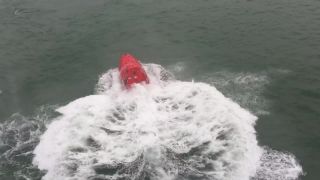 Test lifeboatu volnym padom
