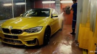 Jazda v BMW M4 nočnou Moskvou