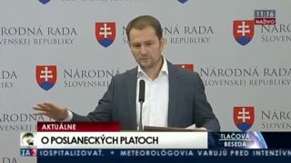 A je to tu Poslanci SR si idú zvyšovať platy (1000 EUR)
