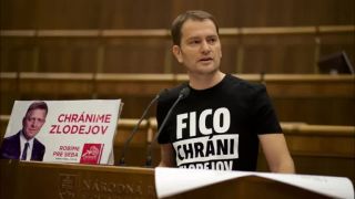 Dvere pred dobrom sú uzamknuté
