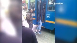 Autobusár chytil zlodeja štýlovým spôsobom!