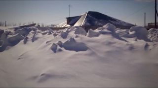 Na východe Kazachstanu zažili skutočnú snehovú kalamitu