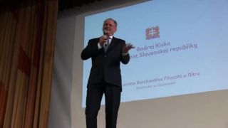 Prezident na kapitána: Je to smiešne
