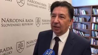 Ján Budaj tesne pred hlasovaním o amnestiách