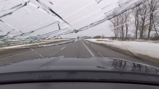 Ľad zo strechy treba odpratať! (USA)