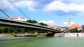 Malé krásne mestečko Bratislava