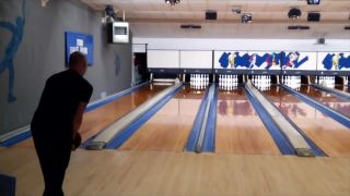 Bowling LVL99 (12 strajkov po sebe za 86,9 s)